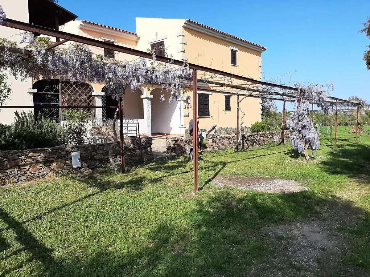 Appartement Bilocale Mulargia à Limpiddu
